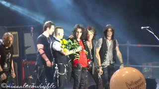 Hollywood Vampires - School's Out + the end of show (28-05-2018 Moscow Live Olimpisky)