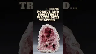 How Does Water Get Trapped Inside of a Geode? #crystals #gemstones #gems  #science