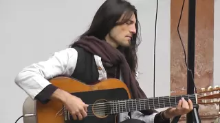 Estas Tonne performing at the Stadtspektakel Landshut (Germany, 2012)