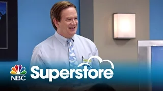 Superstore - Training Video: Glenn's Bad Idea (Digital Exclusive)