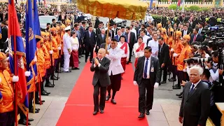 King Norodom Sihamoni attended Cambodian Water Festival 2023, Happy, Enjoyable, Dignity, Proud Khmer