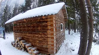 отдых на реке в лесной избушке