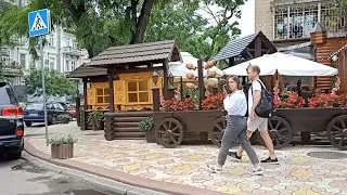 Одесса-экскурсия с гидом по историческим и архитектурным местам города.Пассаж на Дерибасовскойи тд