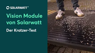 Solarwatt Glas-Glas-Module: Der Kratzer-Test