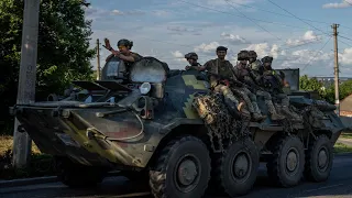 Ukraine launches counter-offensive in country's south-east