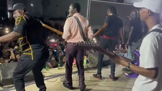 Alick Macheso Joined onstage by Obert Gomba to perform favourite song MADHAWU