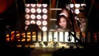 SMTown Live New York Concert 2011 SNSD the boys