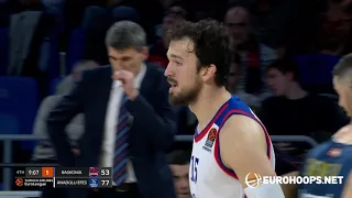 Kirolbet Baskonia Vitoria-Anadolu Efes Istanbul 77-102: Sertac Sanli (18 points)