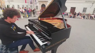 What a stunning Piano Medley by Thomas Krüger in Salzburg