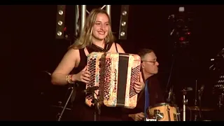 Florine MALHERBE - C'est La Fête en Bavière" et "Viva la Fiesta Portugaise"