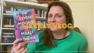 WEEKLY VLOG #7 I the upside of being sick is all the couch reading