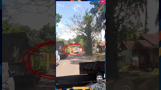 Truk Gak ada Akhlak? Hampir Mencelakai Bus NPM Ngeblong