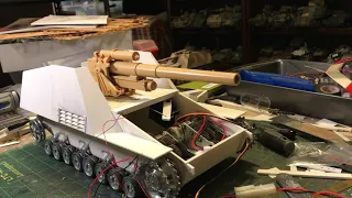 RC 1/16 Sd.Kfz. 165 Hummel - Howitzer recoil testing - Build