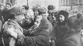 80 лет со дня освобождения Ленинграда. Страшные дни блокады вспоминают в Петербурге