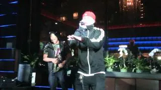 ST & Dino MC47 - Вечно молодой / Дай мне мой mic (LIVE 1.12.2011)