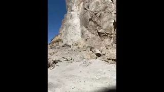 Crossing the deadliest road from Leh to manali