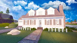 ROBLOX 🏡⏩ Coastal Cape Cod || Best Of RoVille Home Edition With House Code || RoVille Tours