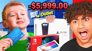 KID USES HIS MOMS CREDIT CARD!!