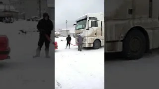 audi 80 quattro & MAN in ice