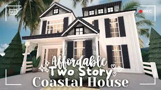 [ bloxburg ] 🩵 affordable coastal two story house | 27k! ꒰ no advanced placing build ꒱