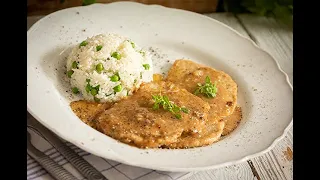 Feines Naturschnitzel mit Risi Bisi