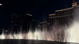 Fountains of Bellagio - Tiësto “Footprints/Rocky/Red Lights” (Dusk) 4K