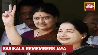 Sasikala Marches To Jayalalitha's Memorial On Ex-Tamil Nadu CM's 6th Death Anniversary