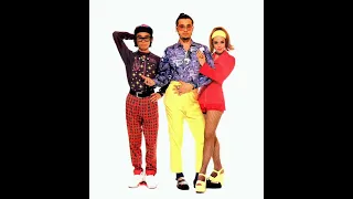 Deee Lite - Groove Is In the Heart [Remix Version (1990)] HD