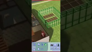 Building a greenhouse in #thesims2 #thesimsgameplay #shortsvideo