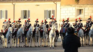 Carabinieri: la fanfara del IV rgt a cavallo al cambio della guardia dei corazzieri