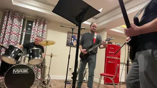 For Whom The Bell Tolls - Metallica (Jam)