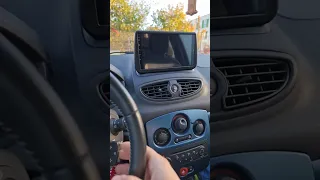 Renault Clio 3 - Android Multimedia Navigation System