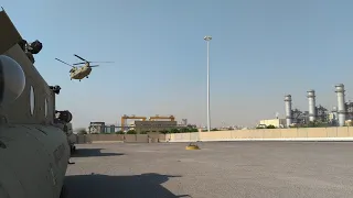 Ch-47 Chinook landing