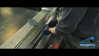 Pracovní úraz na strojní ohýbačce plechu