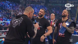 Roman Reigns & Usos aceptan Unificar Titulos Pareja con RK-BRO - WWE SmackDown Español: 13/05/2022
