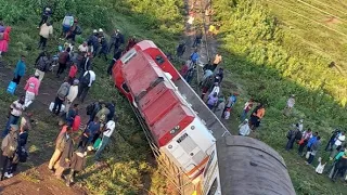 KENYA RAILWAYS TRAIN STALLS AT KISUMU-MAMBO LEO FLY OVER