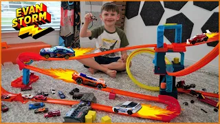 Evan Storm Builds Hot Wheels UltimateTrack Builder Unlimited Double Booster Stack with DAD