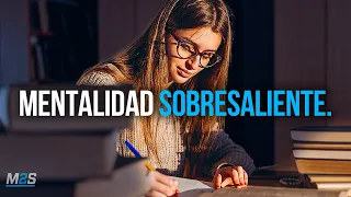 ESTUDIANTE CON MENTALIDAD A+ (La mejor motivación para el estudio Marcus Elevation Taylor)