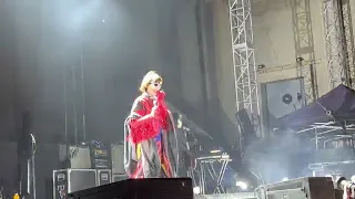 Yeah Yeah Yeahs - Spitting Off the Edge of the World (Greek Theatre, CA 06/10/2023)