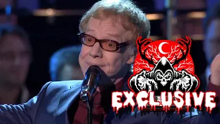 Exclusive: Danny Elfman Sings "What's This" From The Nightmare Before Christmas