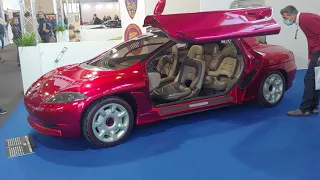 The 1994 Porsche Karisma concept car by Bertone