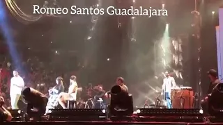 Romeo Santos Ft. Maluma - Un Beso En (Vivo)