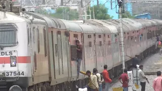 Diverted Train applies EMERGENCY BRAKE | TRIPLE HONK | Kerala Express
