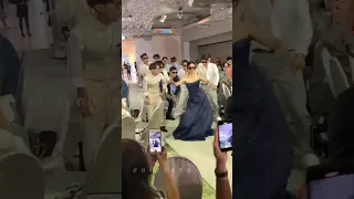 Taiwanese group energetically dances to Kala Chashma at a wedding. Watch