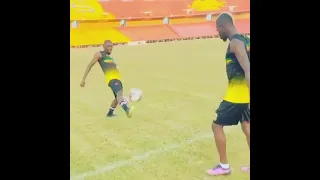 Falaye sacko une séance d’entraînement avec ces coéquipiers Amadou Haidara & Hamari Traoré