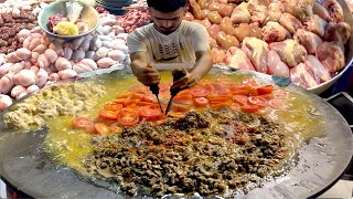 BUTTER GOAT BRAIN & OFFAL STEW KATAKAT IN KARACHI PAKISTAN | GOAT KIDNEY, RIBS, BRAIN MASALA RECIPE