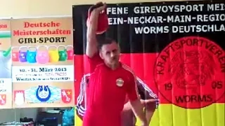 Fedor Fuglev - 32 kg kettlebell snatch 218 reps in 10 minutes