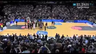 Brutal pelea a puñetazos entre los jugadores del Bilbao Basket y Laboral Kutxa