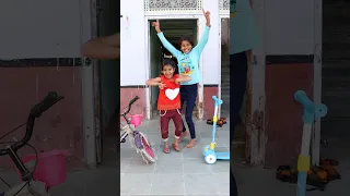 Sisters and Cycle funny dance💃 video #shorts #dance #viral #funny