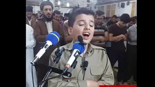 ئەو کوڕە کوردەی هەمووانی کردە گریان     بە خوێندی قورئان و سەوتە خۆشەکە